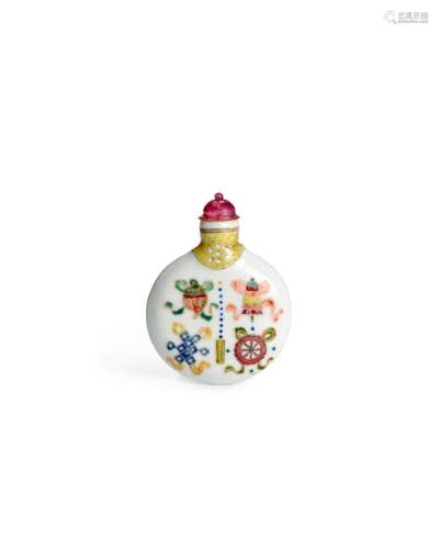 AN ENAMELED PORCELAIN SNUFF BOTTLE  Imperial, attributed to ...