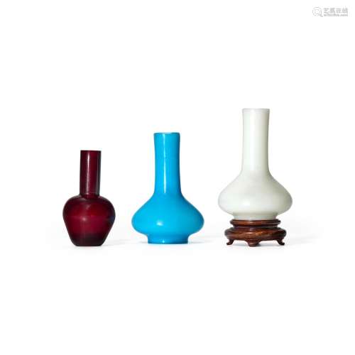 THREE MINIATURE GLASS VASES Red glass vase: probably 1750-18...