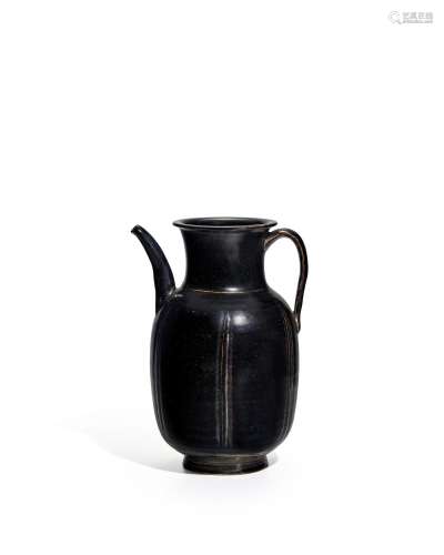 A DARK-BROWN-GLAZED RIBBED EWER Five Dynasties/Northern Song...