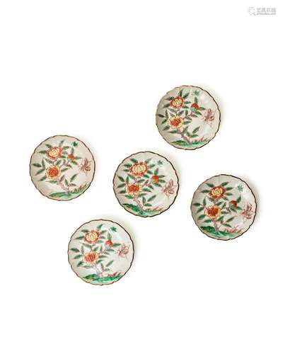 A SET OF FIVE ENAMELED GOSU-AKAE (KO-SOMETSUKE) SAUCER DISHE...