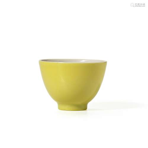 A SMALL LEMON-YELLOW-GLAZED CUP Yongzheng six-character mark...