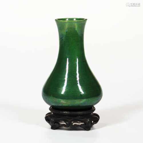 Monochrome Green-glazed Awaji Vase