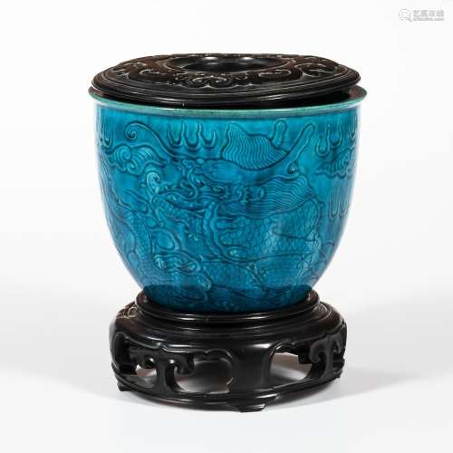 Turquoise-glazed Water Pot with Carved Wood Cover
