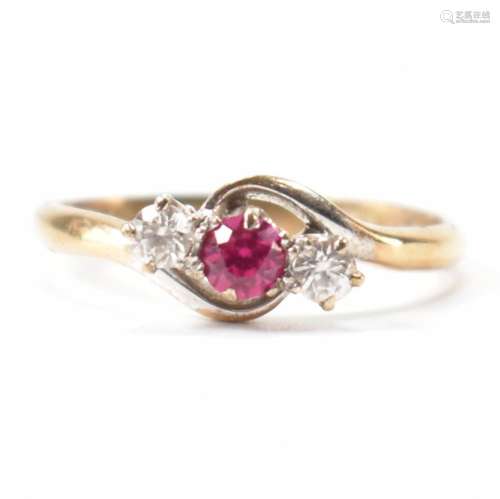 VINTAGE GOLD & SYNTHETIC RUBY & WHITE STONE RING