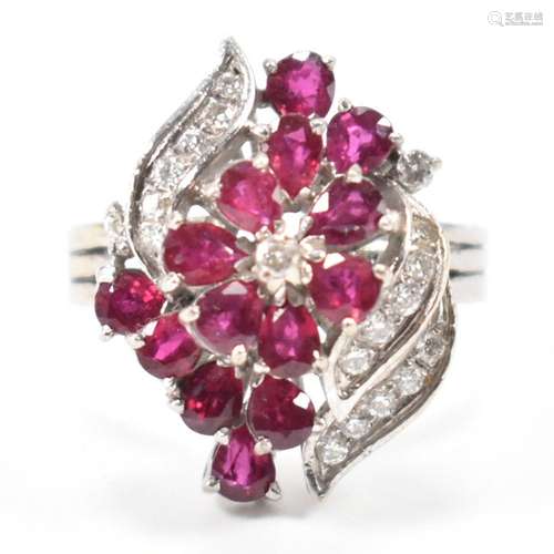 VINTAGE RUBY & DIAMOND CLUSTER RING