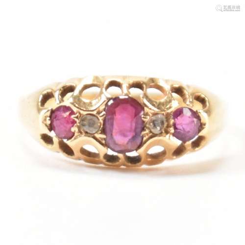 HALLMARKED 18CT GOLD RUBY & DIAMOND RING