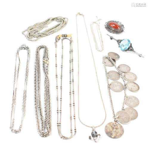 ASSORTMENT OF SILVER & WHITE METAL JEWELLERY