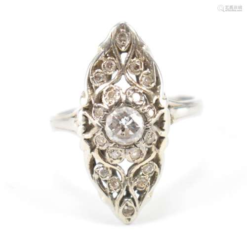 VINTAGE WHITE GOLD & DIAMOND NAVETTE RING