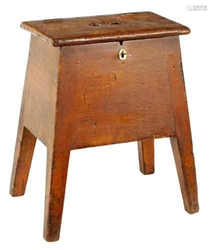 A 19TH CENTURY SCUMBLED PINE BOX STOOL