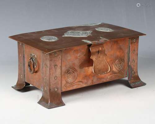 An Edwardian Arts and Crafts copper and aluminium mounted ca...