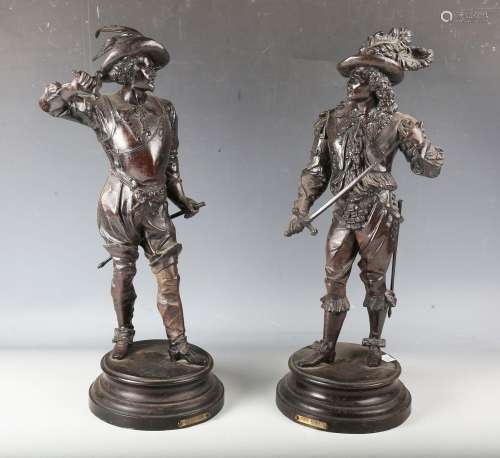 A pair of late 19th/early 20th century spelter figures of Do...