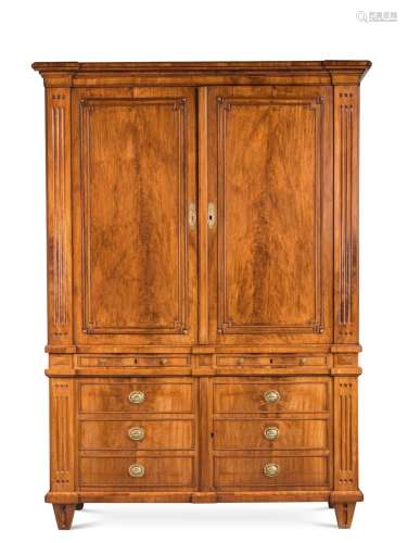 A DUTCH MAHOGANY LINEN PRESS, FIRST HALF 19TH CENTURY