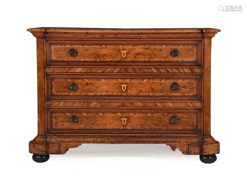 AN ITALIAN WALNUT AND INLAID COMMODE, FIRST HALF 18TH CENTUR...