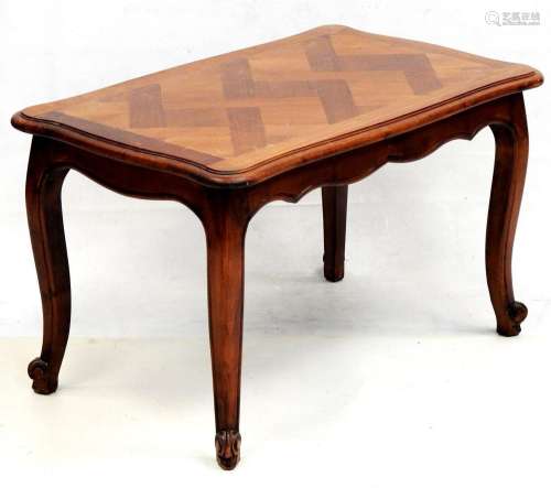 Table basse à plateau de forme rectangulaire en bois naturel...
