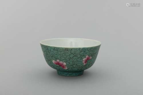 Qing famille-rose floral porcelain bowl