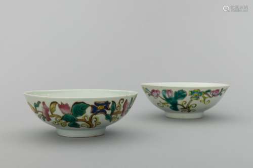 Late Qing famille-rose floral bowl