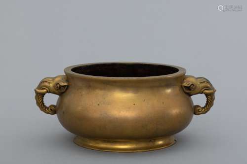 Qing bronze censer with a pair of handles in form of an elep...