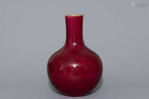 Qing carmine-red porcelain vase