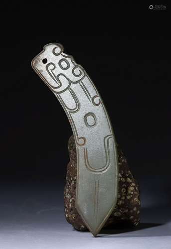 Western Zhou jade dragon dagger-sword