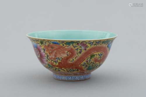 Late Qing famille-rose floral porcelain bowl