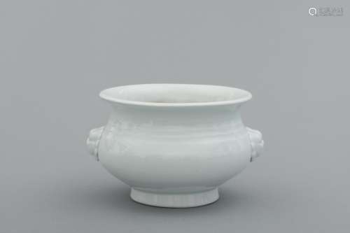 Qing white glazed porcelain censer