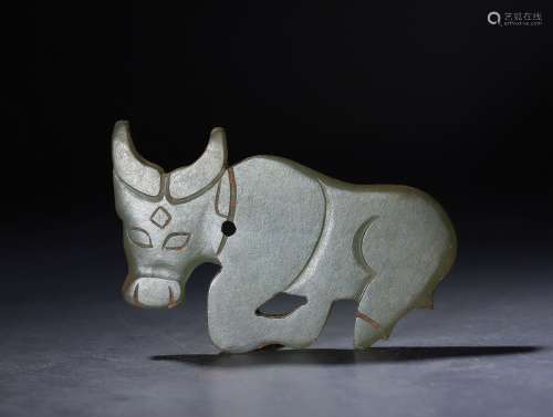 Shang jade carved bull ornament