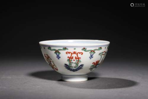 QING QIANLONG: A DOUCAI PORCELAIN BOWL