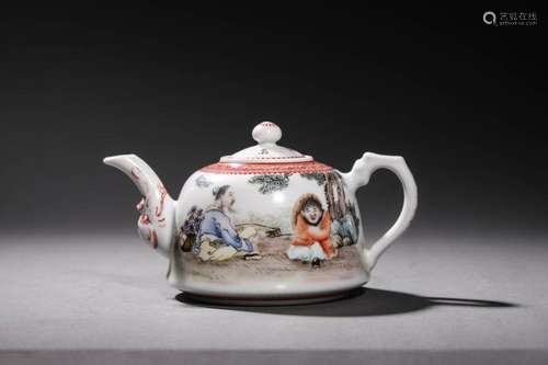 REPUBLIC PERIOD: A FENCAI TEAPOT