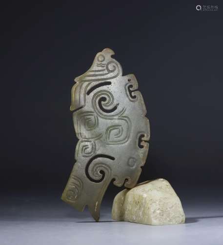 Shang jade carved phoenix ornamet