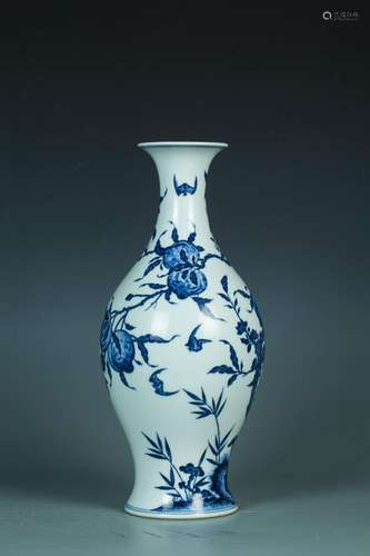 QING YONGZHENG: A BLUE AND WHITE PORCELAIN VASE