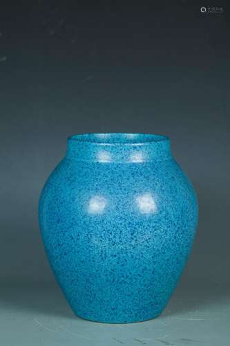 QING GUANGXU: A PORCELAIN JAR