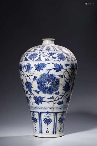 YUAN DYNASTY: A BLUE & WHITE PORCELAIN MEIPING VASE