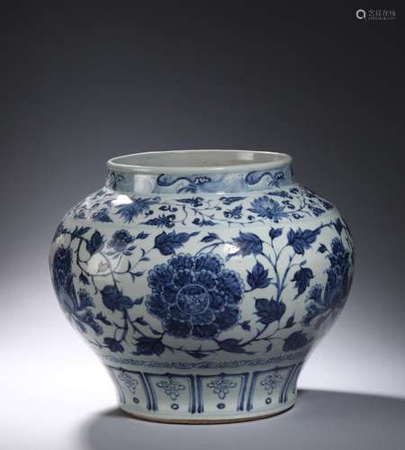 YUAN: A BLUE & WHITE PORCELAIN JAR