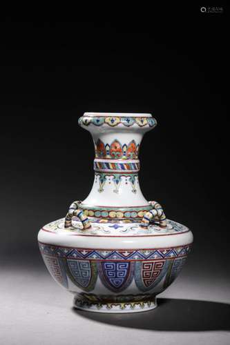 QING: A DOUCAI PORCELAIN VASE