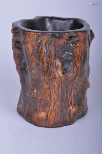 QING: A CARVED WOODEN BRUSHPOT