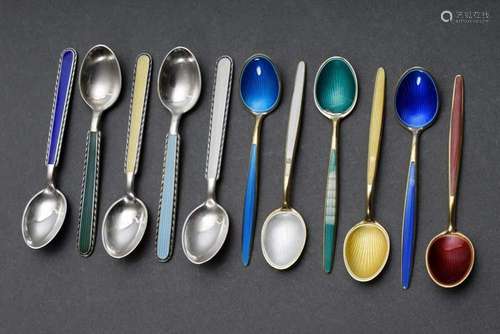 11 Norwegian mocha spoons with co