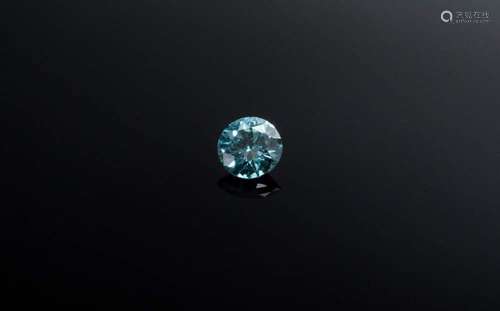 Unset blue brilliant-cut diamond