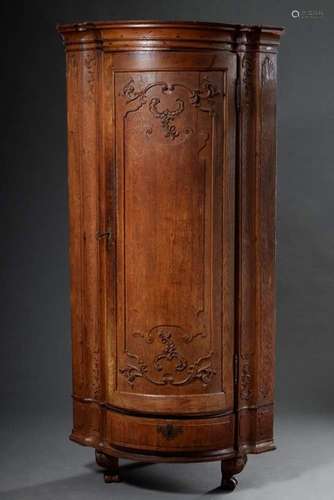 Baroque corner cupboard with semi