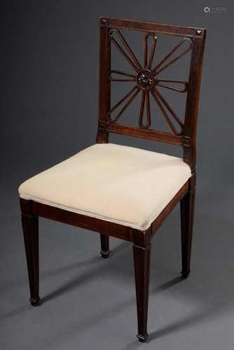 Classicist chair with flower-shap