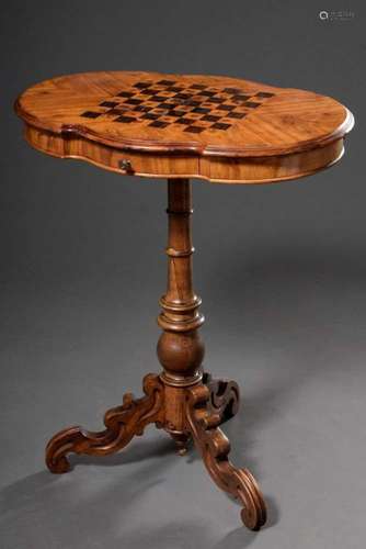 Late Biedermeier chess/mill playi