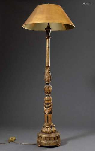 Floor lamp with classicistic deco