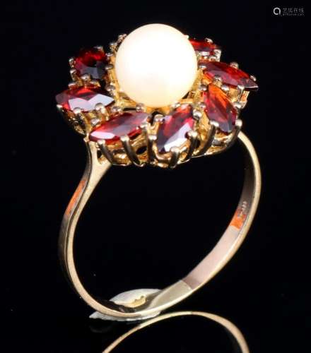 333 gold ring with pearl and garnets, Gold Ring mit Perle un...