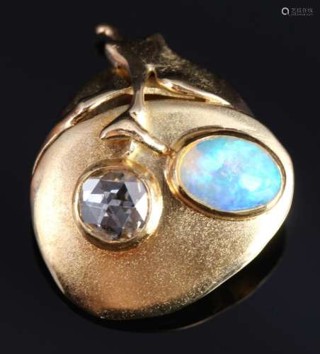 750 gold brooch with opal and rose diamond, 18K Gold Brosche...