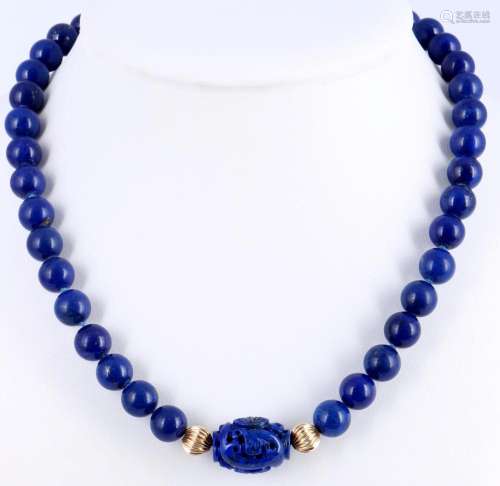 Lapis lazuli necklace with 750 gold balls and gold clasp, La...