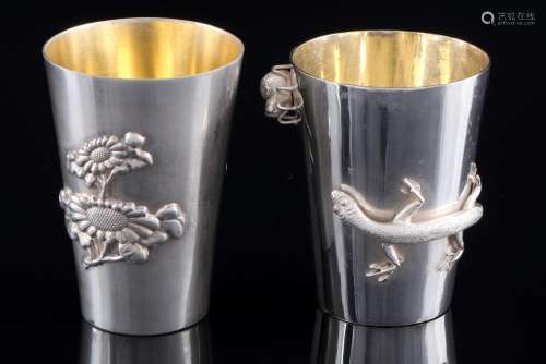 China 2 silver cups / beaker for liquor ca. 1920, Becher / S...