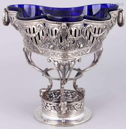 Karl Söhnlein & Söhne Hanau 800 silver centerpiece with ...