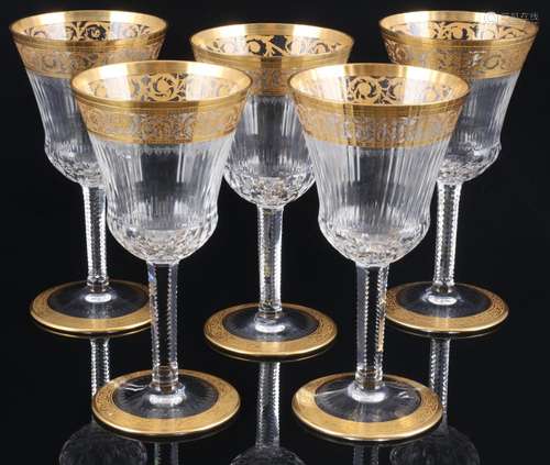 St. Louis Thistle Gold 5 wine glasses no. 3, Weingläser,