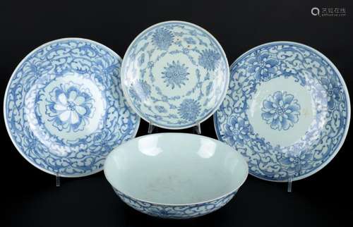 China bowl and 3 plates Qing Hua Ci - pattern, Schale und 3 ...