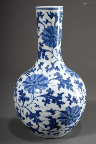 Chinese Tianqiuping porcelain vase in baluster form with blu...