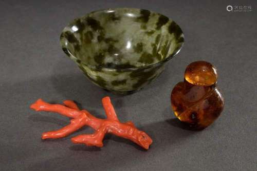 3 Various "Cabinet of curiosities " objects: small...